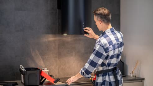 Installation von Elektrogeräten