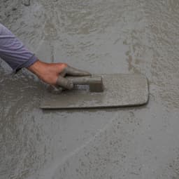 Pouring a concrete slab