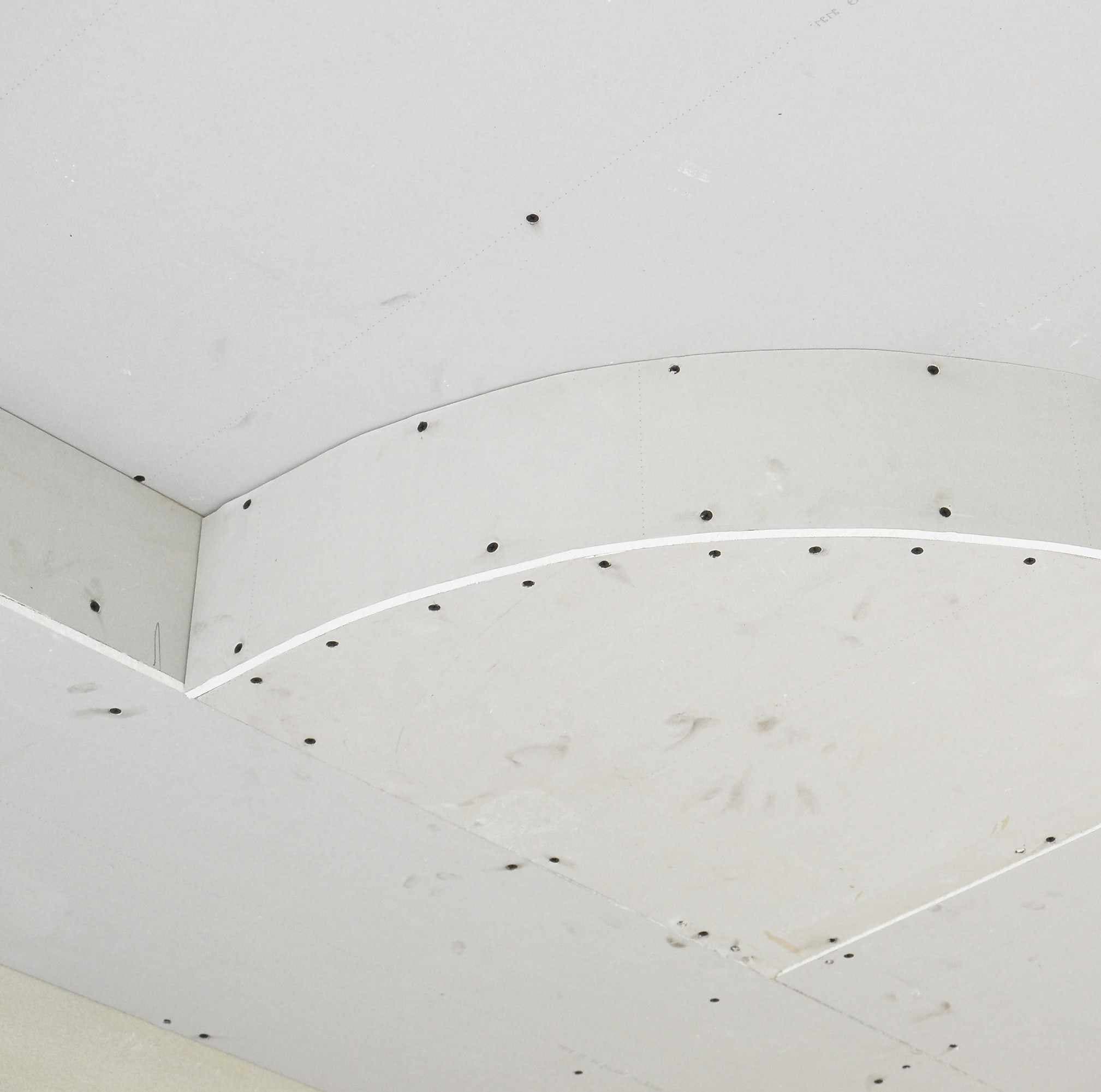 Costruzione di un controsoffitto completo