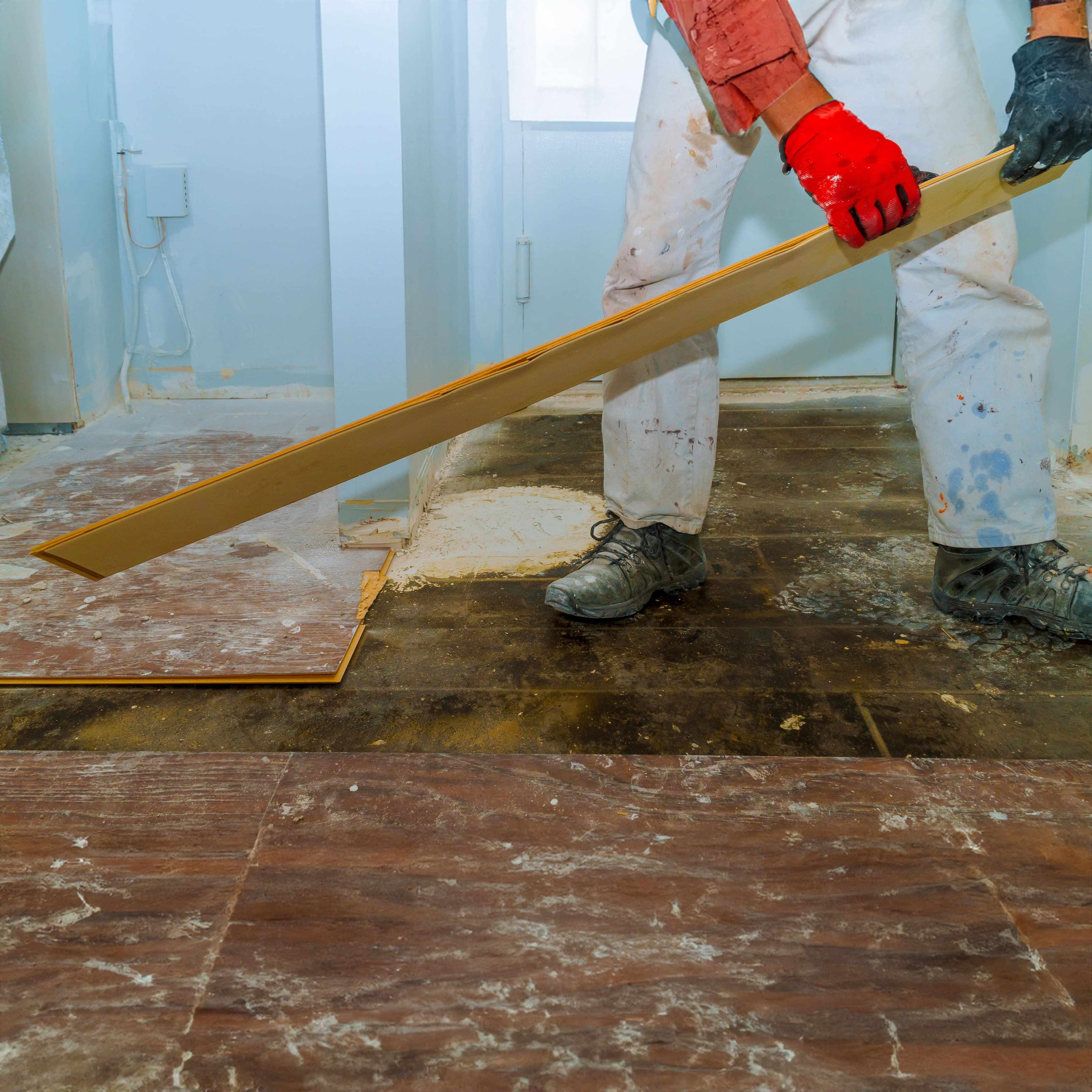 Dismantling of flooring