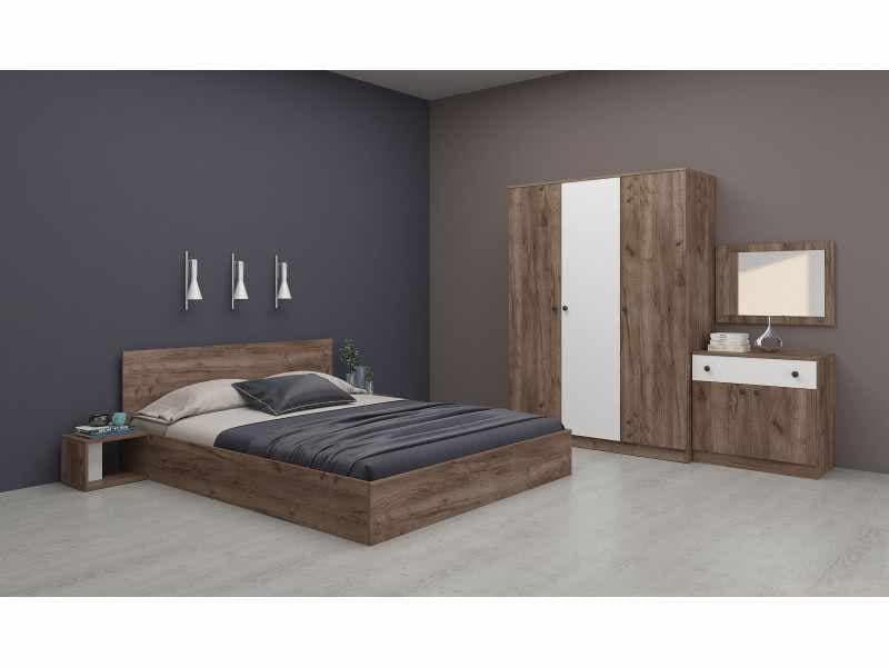 Installation d'un nouveau panneau arrière pour lit ou armoire