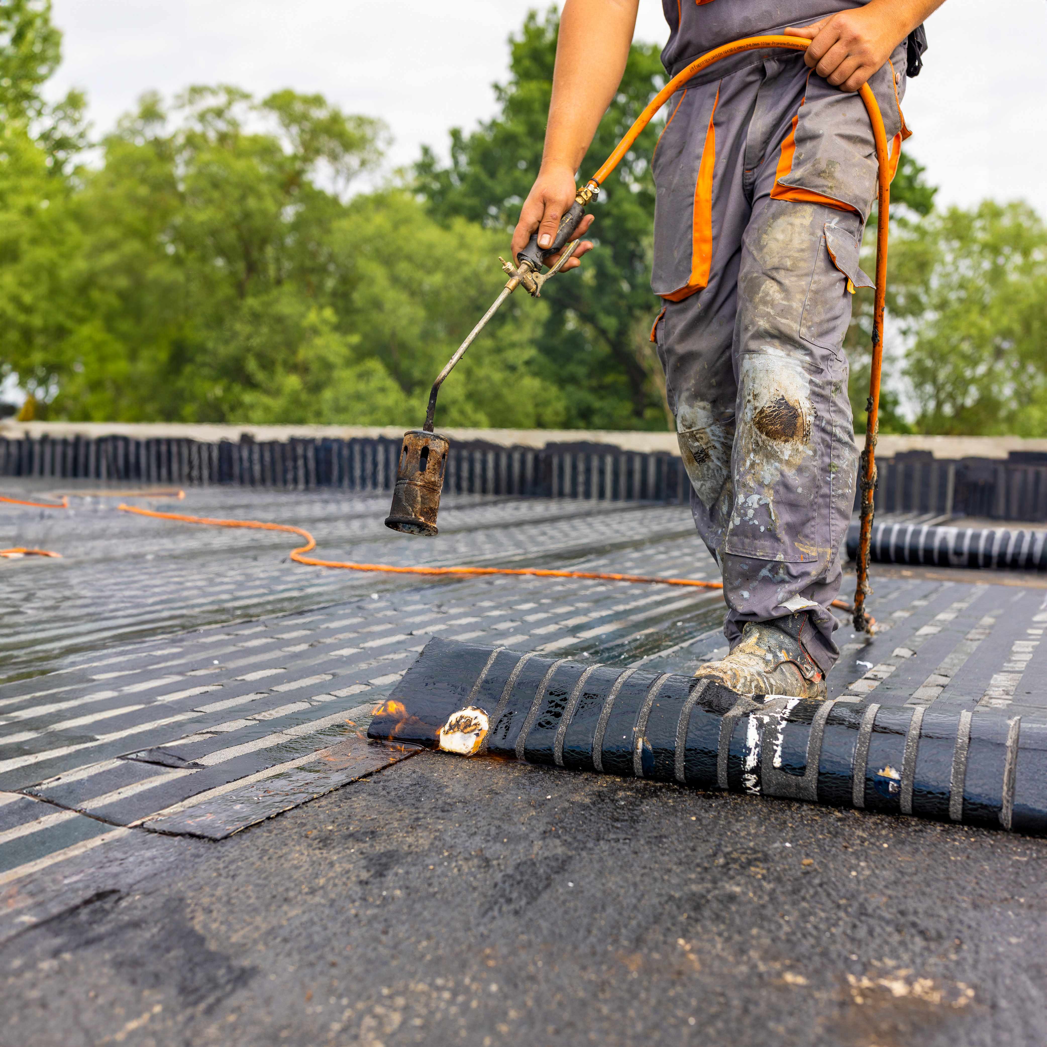 Laying a breathable membrane