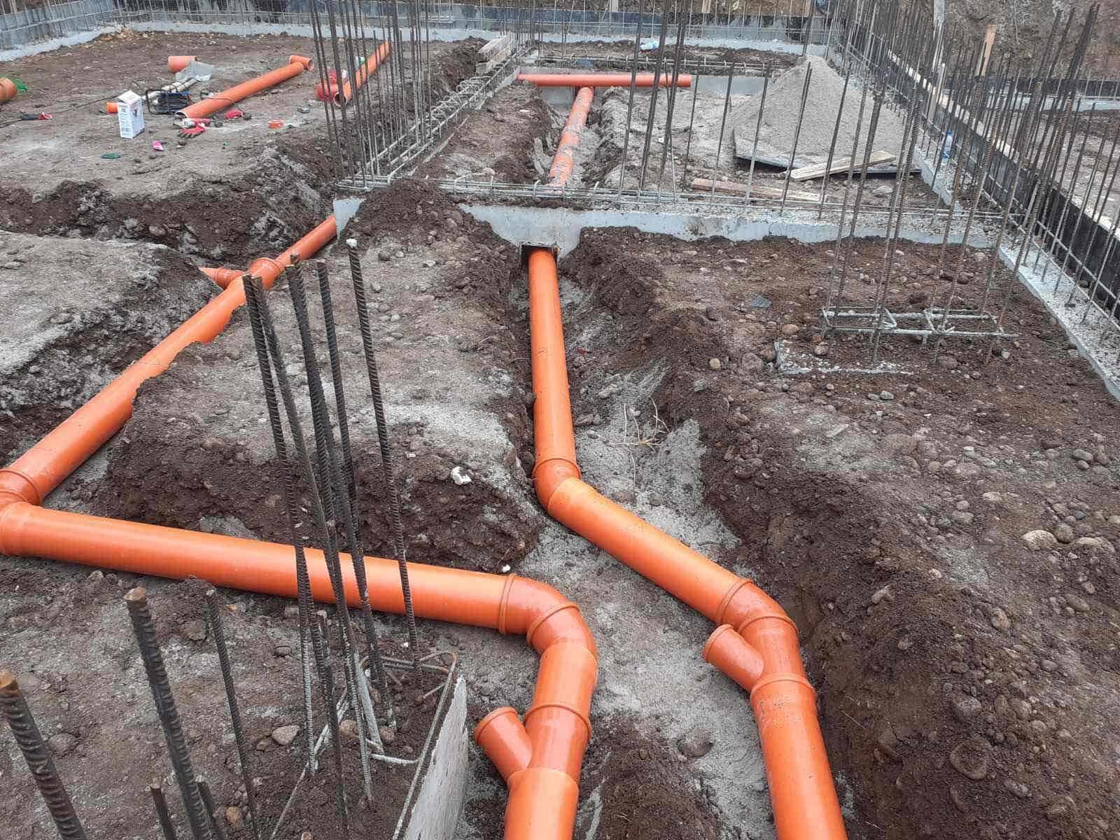 Construção de nova rede de esgoto