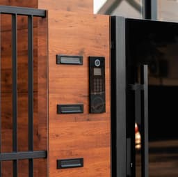 Installation of a doorbell system up to 15 bells