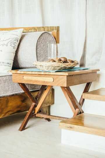 Assembling dressers and bedside tables